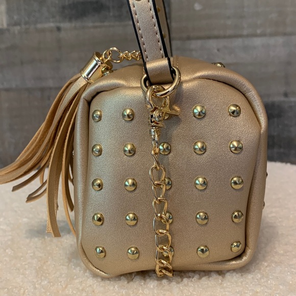 Lovevook Gold Studded Crossbody with tassel - Picture 6 of 16